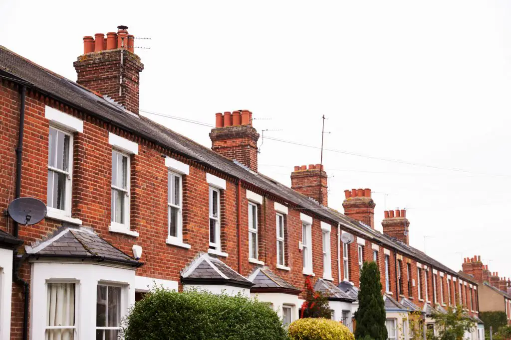 image of a row of terraced houses